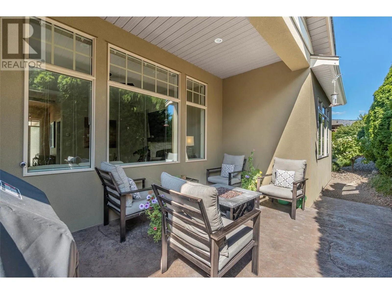 6833 MEADOWS Drive Unit# 24