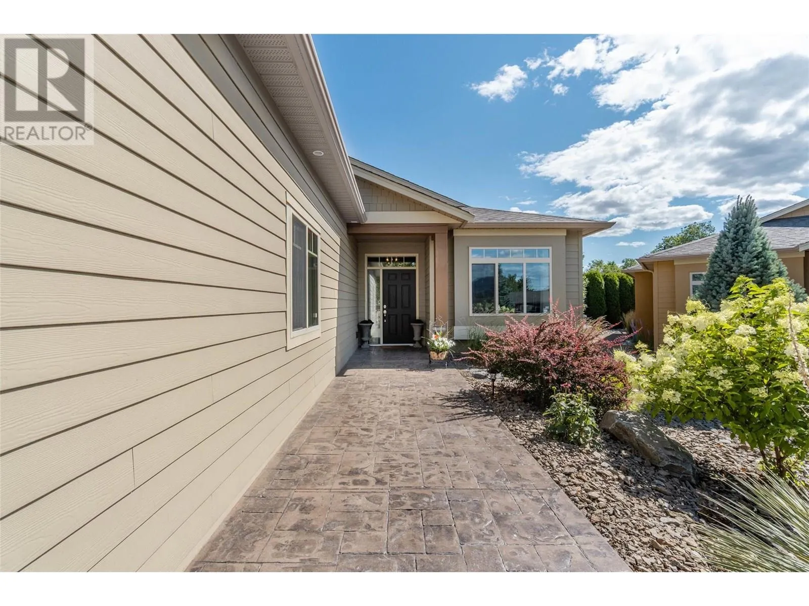 6833 MEADOWS Drive Unit# 24