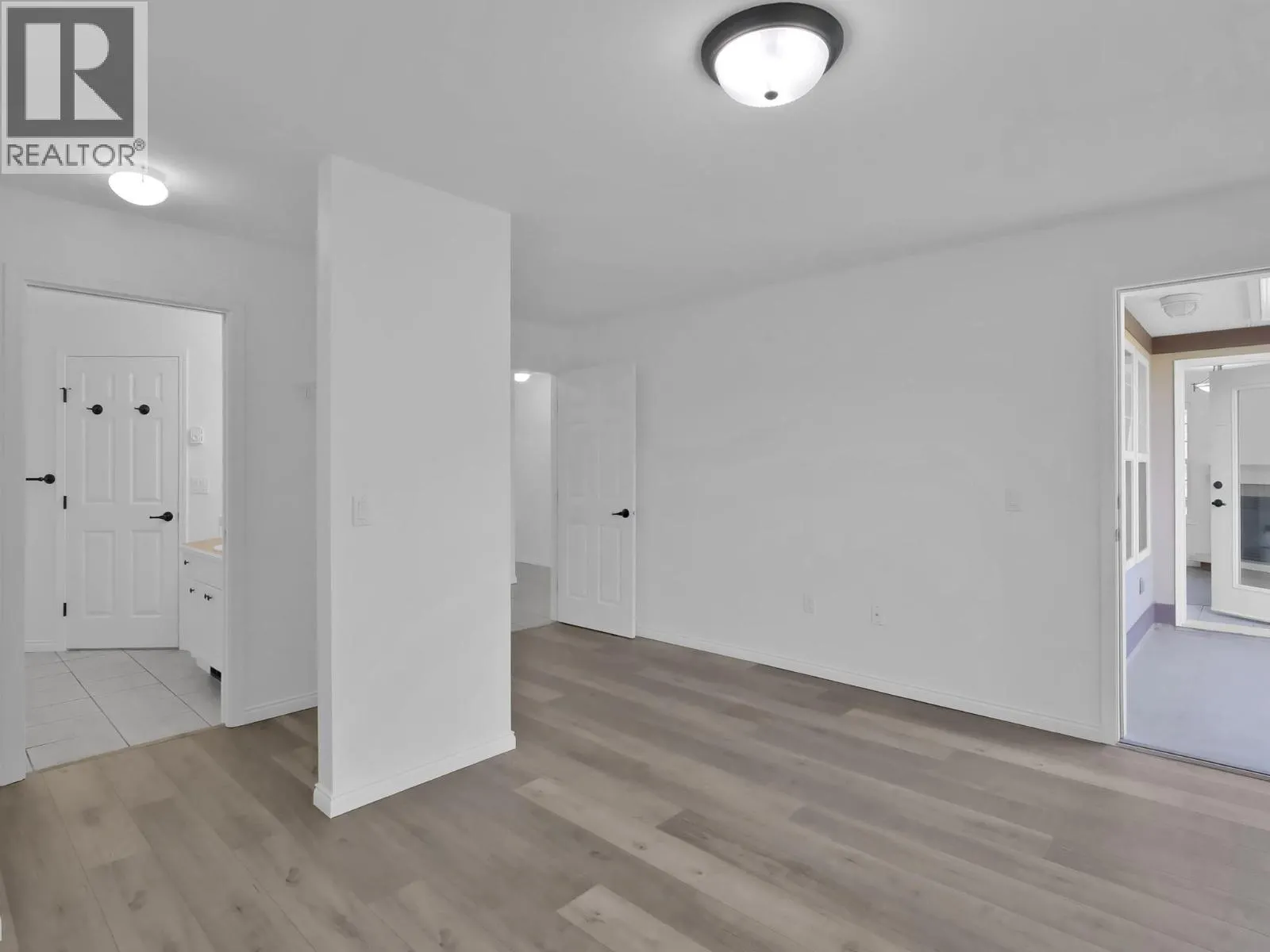 750 RAILWAY Lane Unit# 32