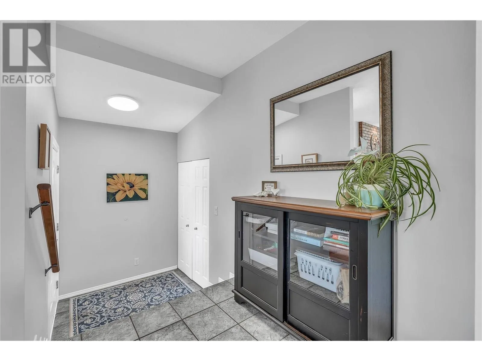 8704 Kuroda Place