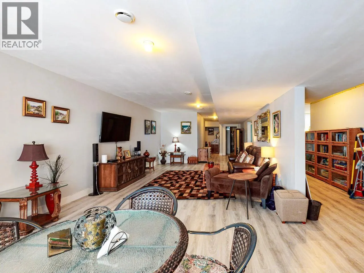 3807 Fairwinds Drive