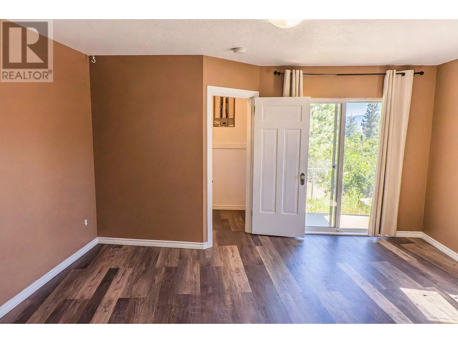 496 Mountain Drive
