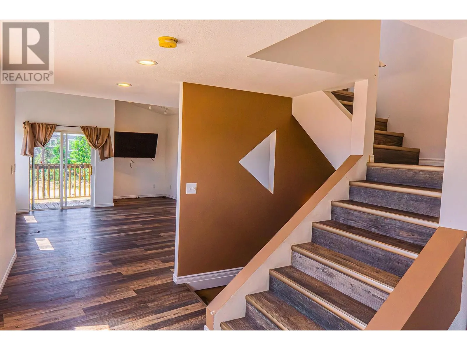 496 Mountain Drive