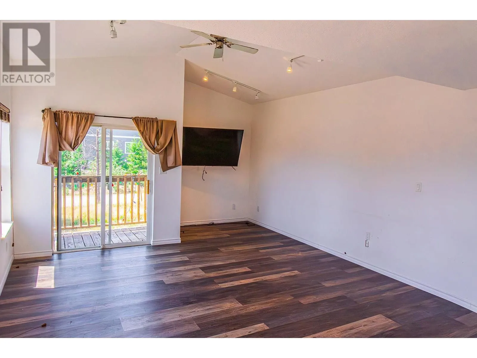 496 Mountain Drive