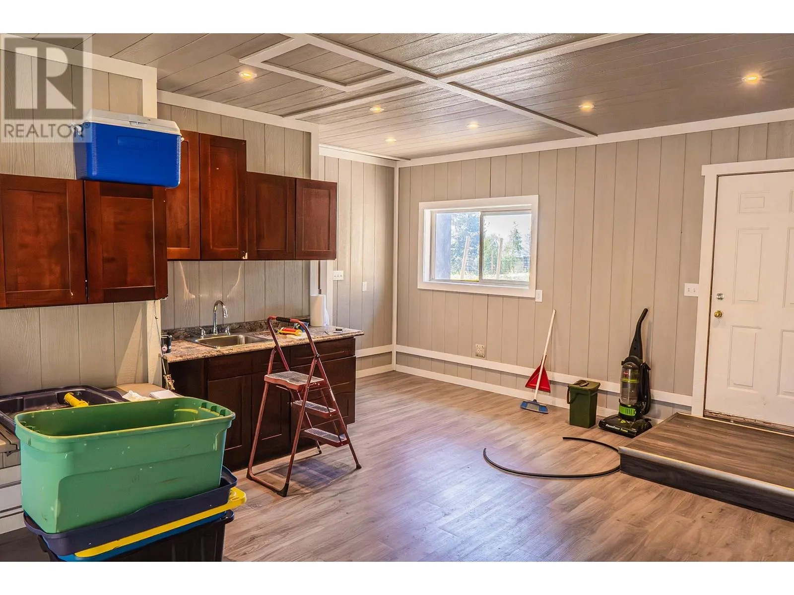 496 Mountain Drive