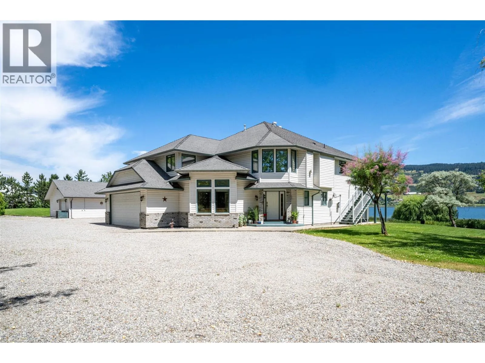7821 Old Kamloops Road