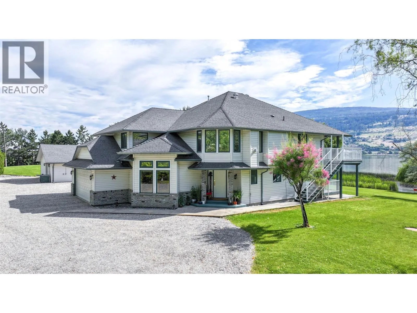7821 Old Kamloops Road
