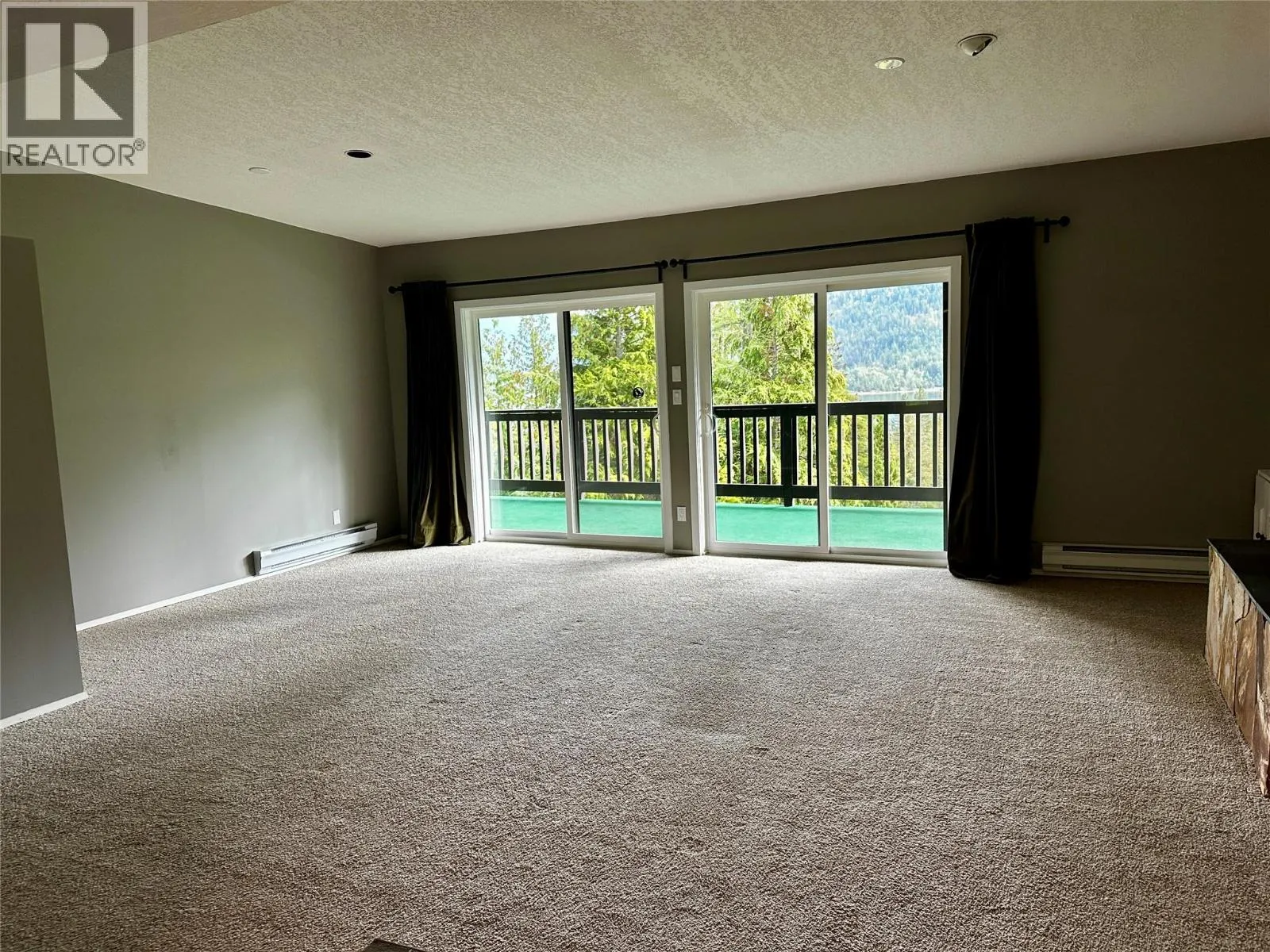 1691 3A Highway Unit# 32