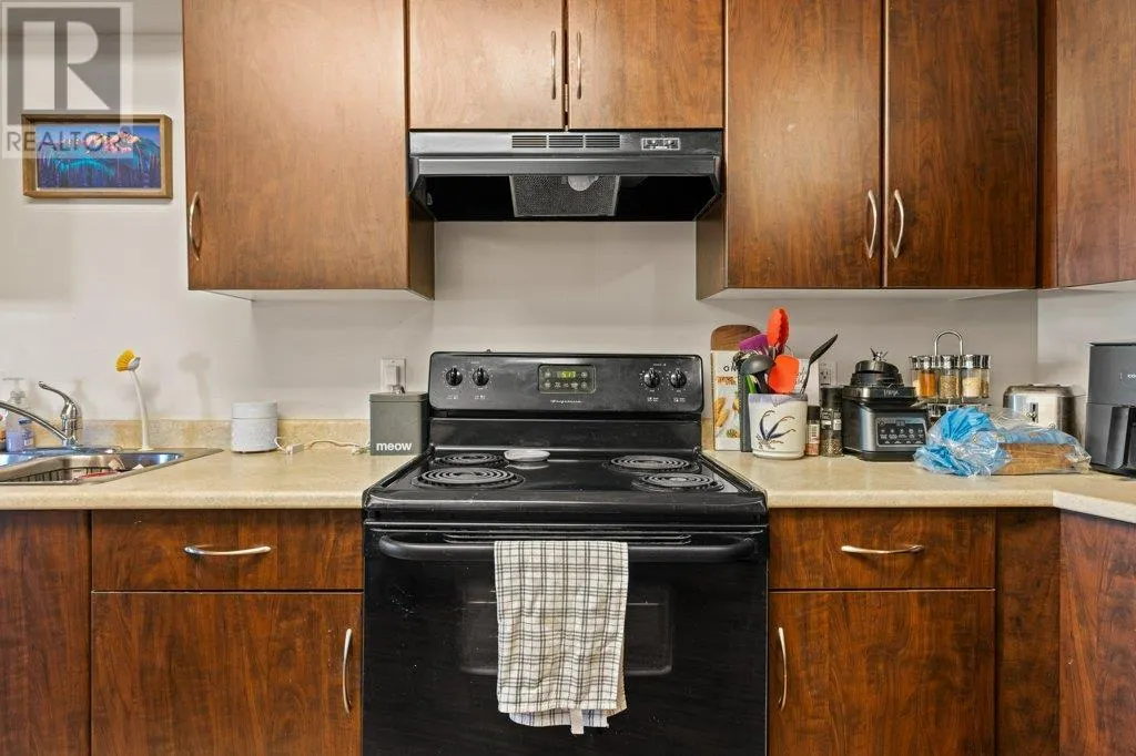 1479 Glenmore Road N Unit# 211