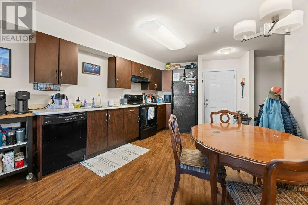 1479 Glenmore Road N Unit# 211