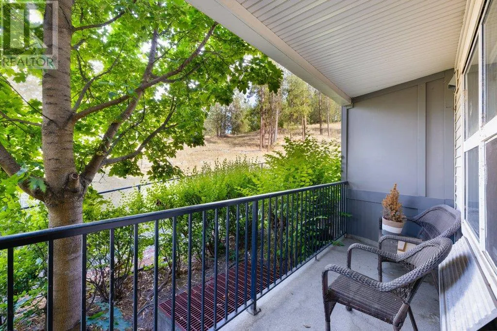 1479 Glenmore Road N Unit# 211
