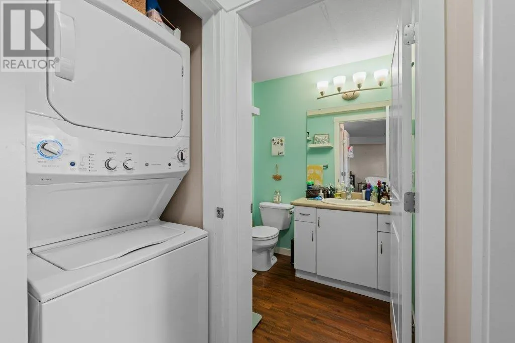 1479 Glenmore Road N Unit# 211