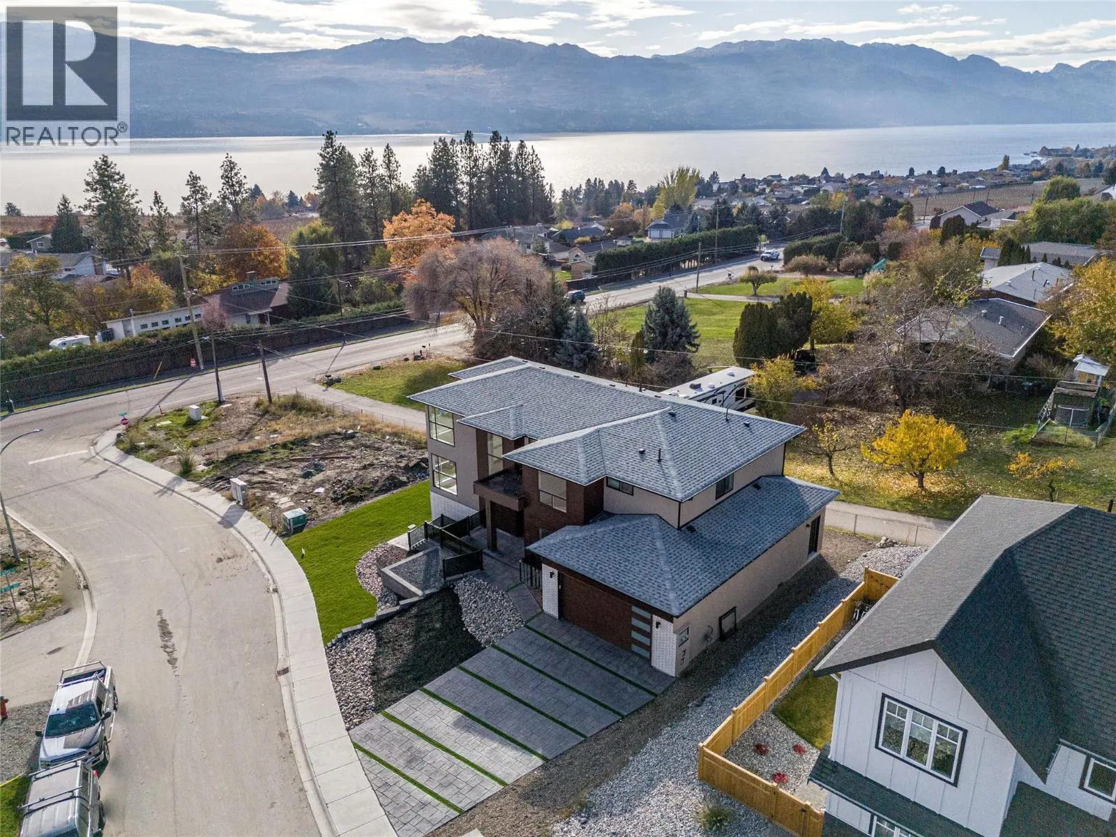1047 Oak Barrel Place