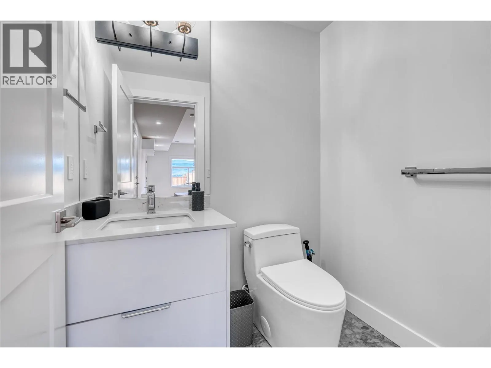 1047 Oak Barrel Place