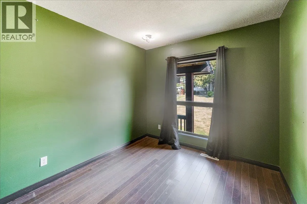 1056 CLARKE Road