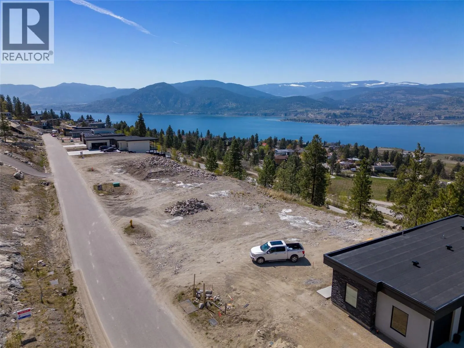2955 OUTLOOK Way