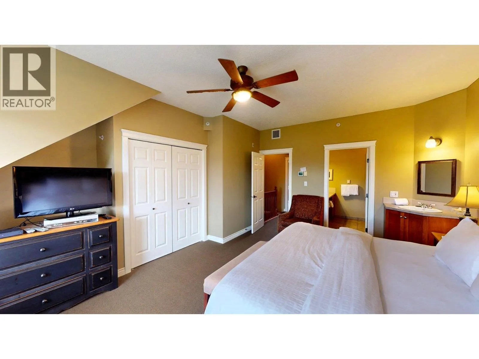 200 BIGHORN Boulevard Unit# 232