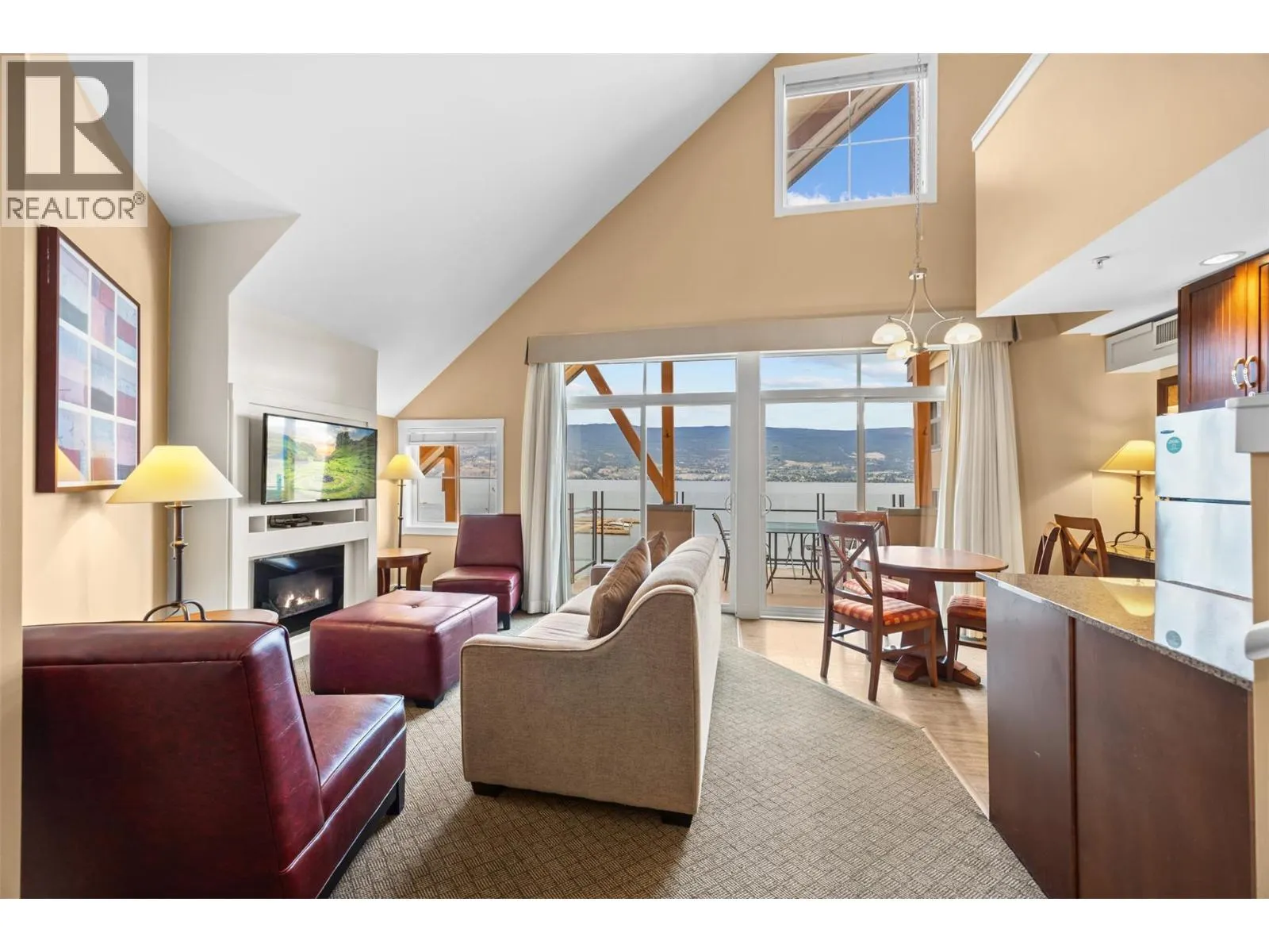 12811 Lakeshore Drive S Unit# 633/634