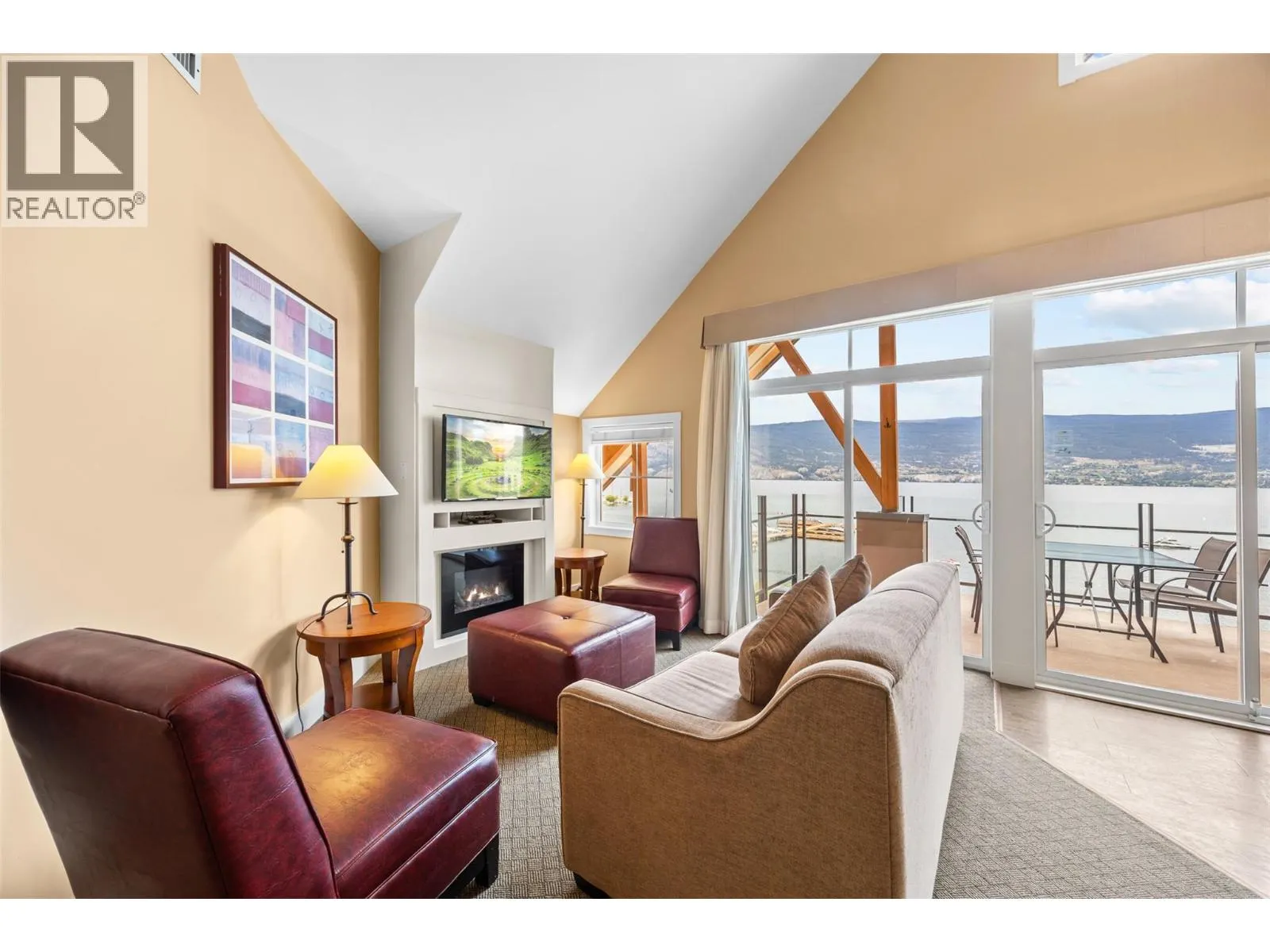 12811 Lakeshore Drive S Unit# 633/634
