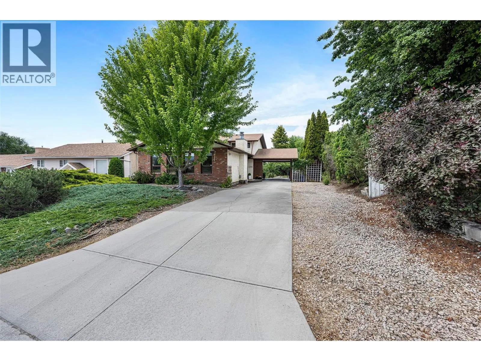 2916 Allenby Way