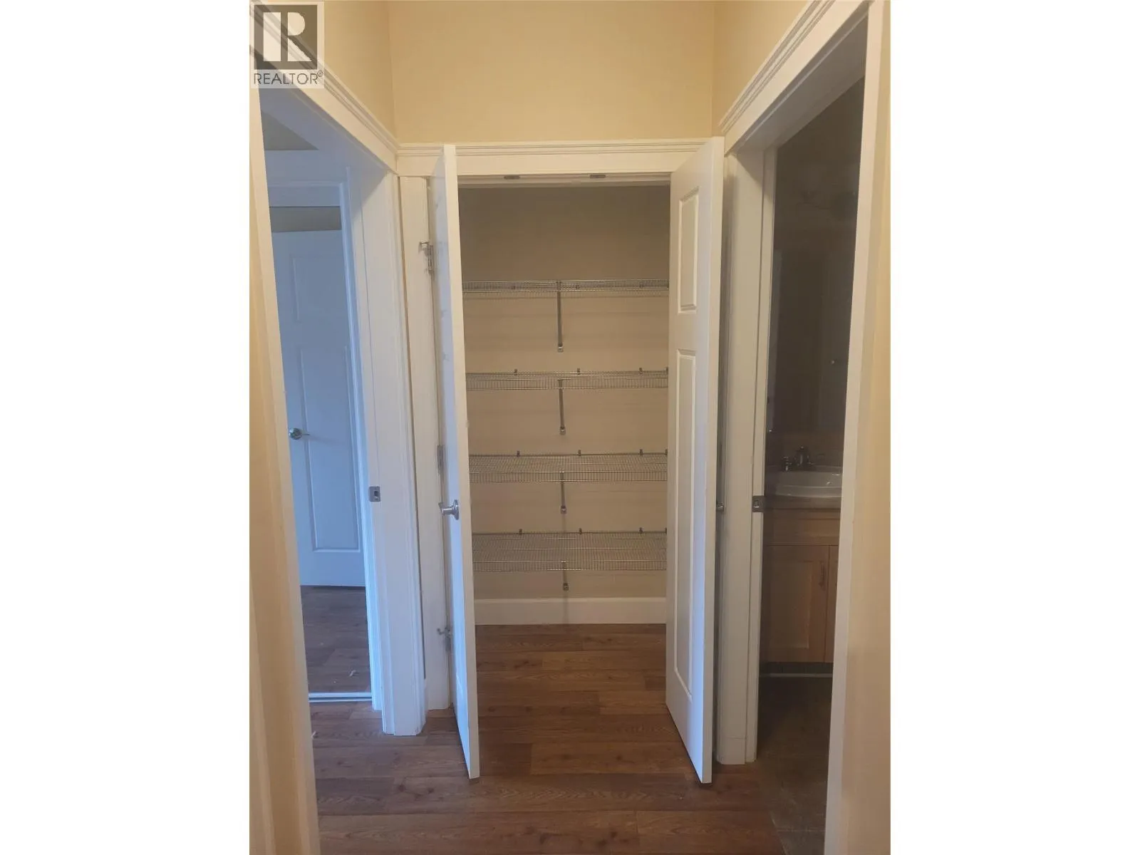 9100 Mackie Drive Unit# 113