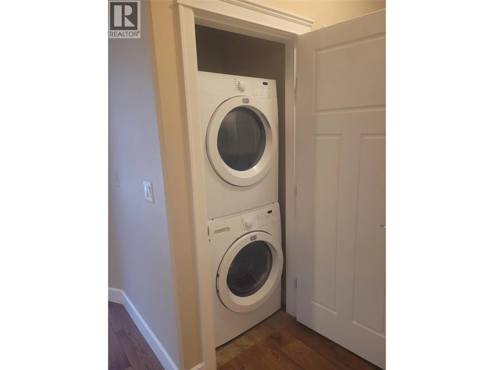 9100 Mackie Drive Unit# 113