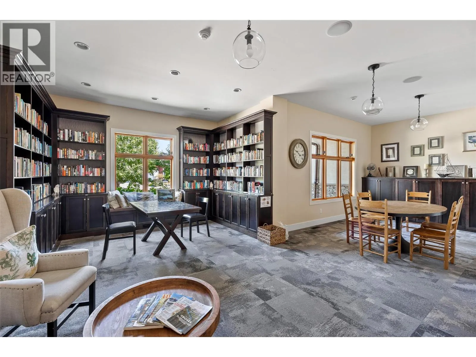 3357 Kingfisher Road