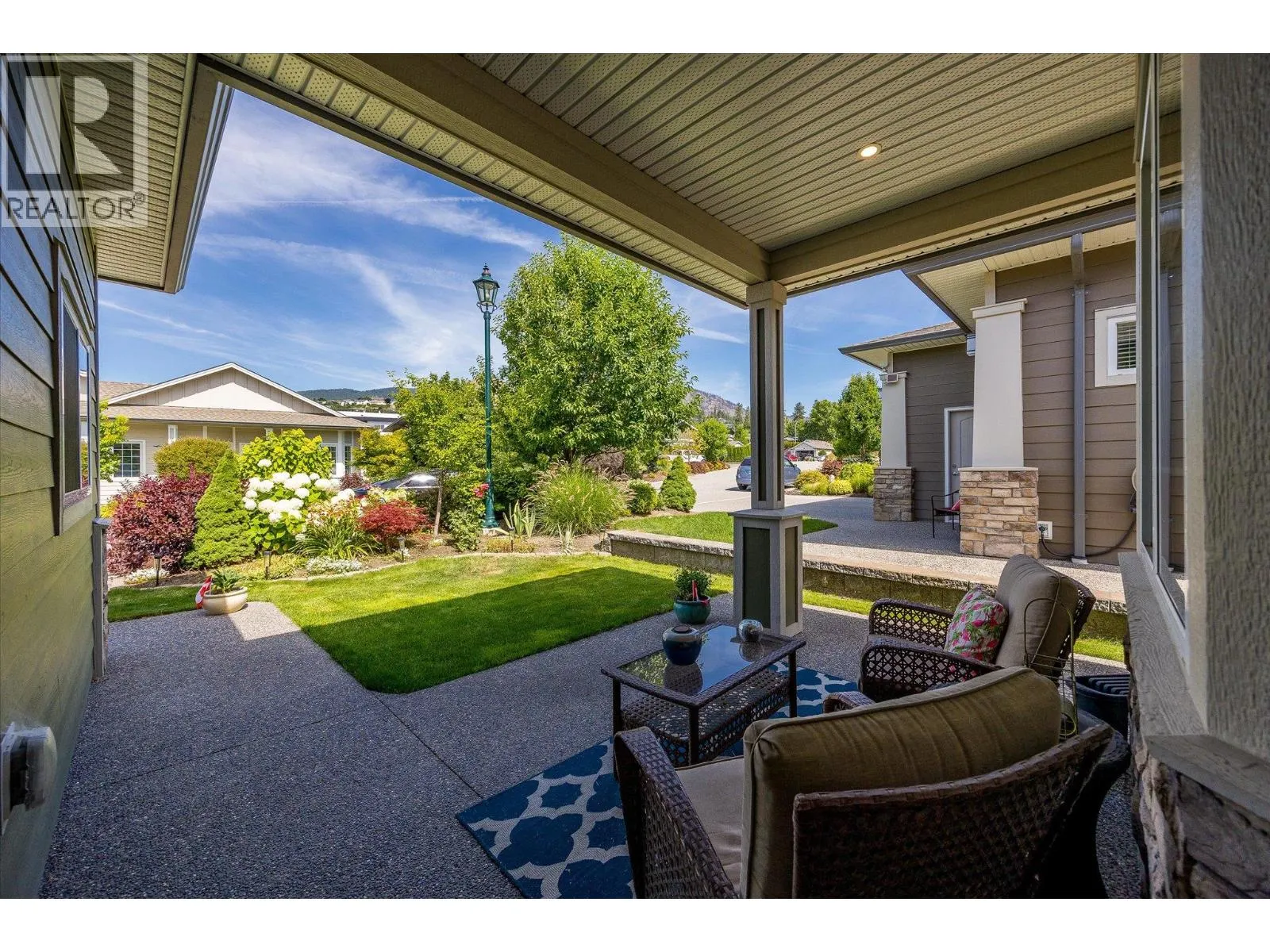 3357 Kingfisher Road