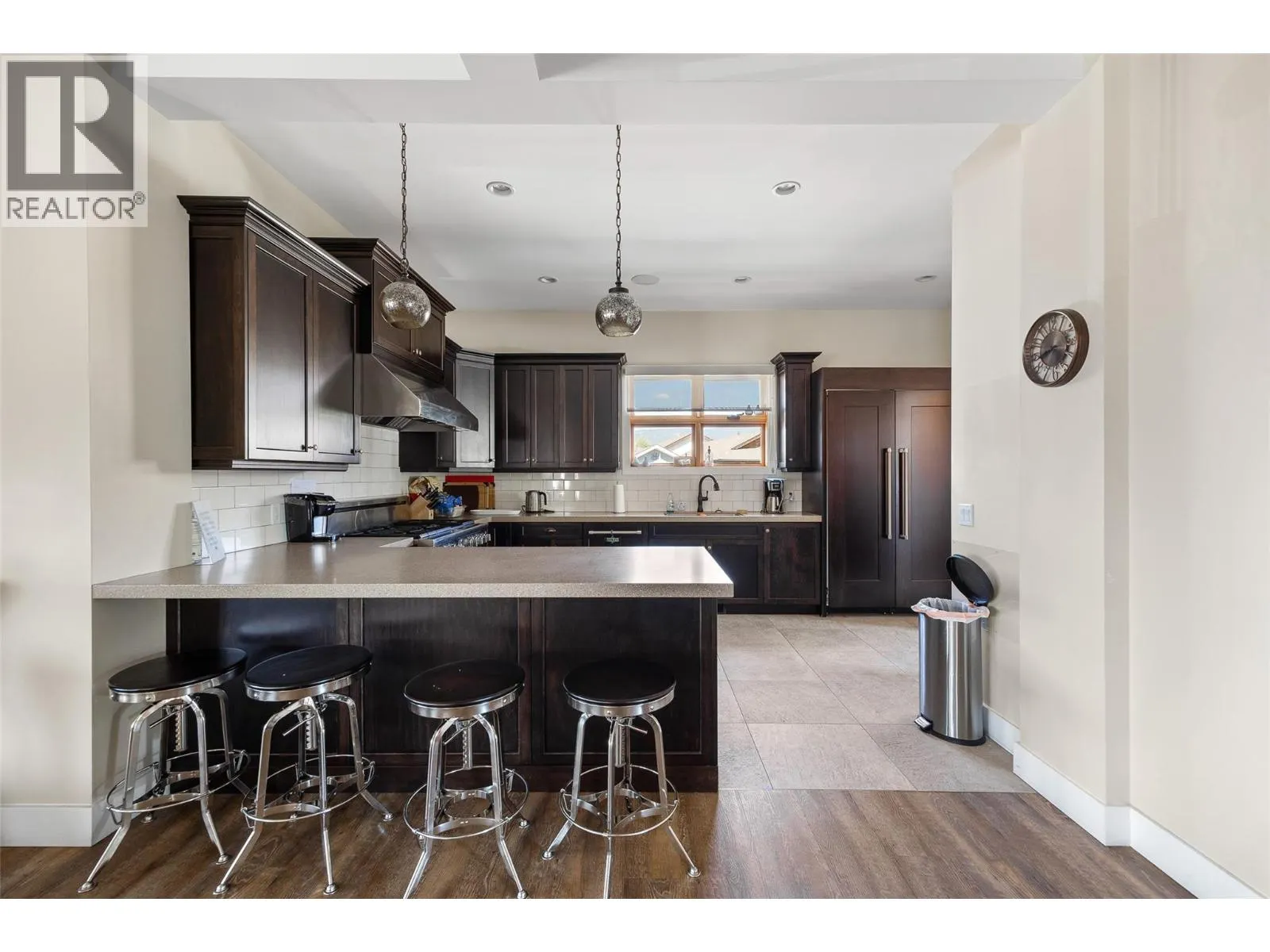 3357 Kingfisher Road