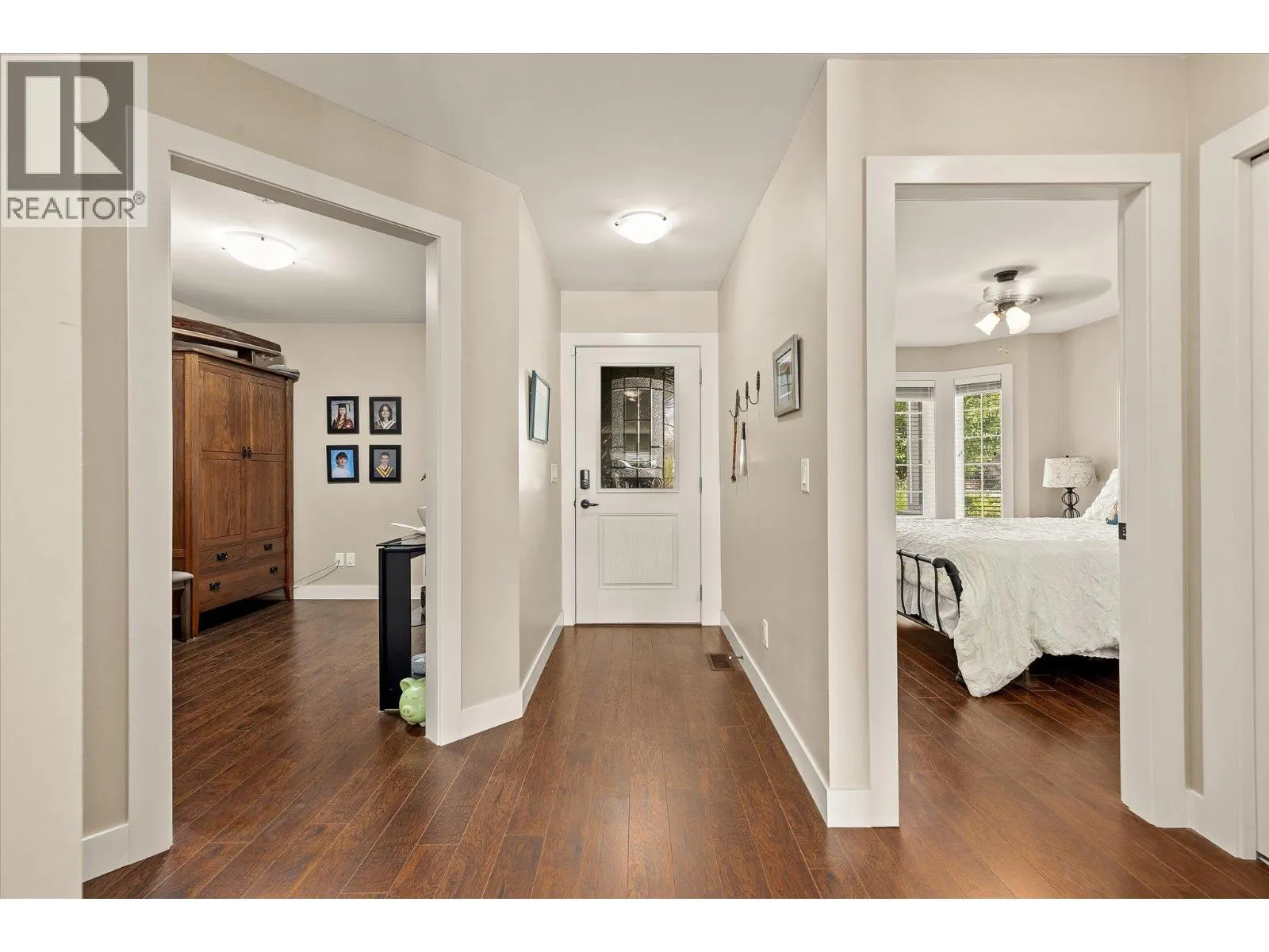 3357 Kingfisher Road