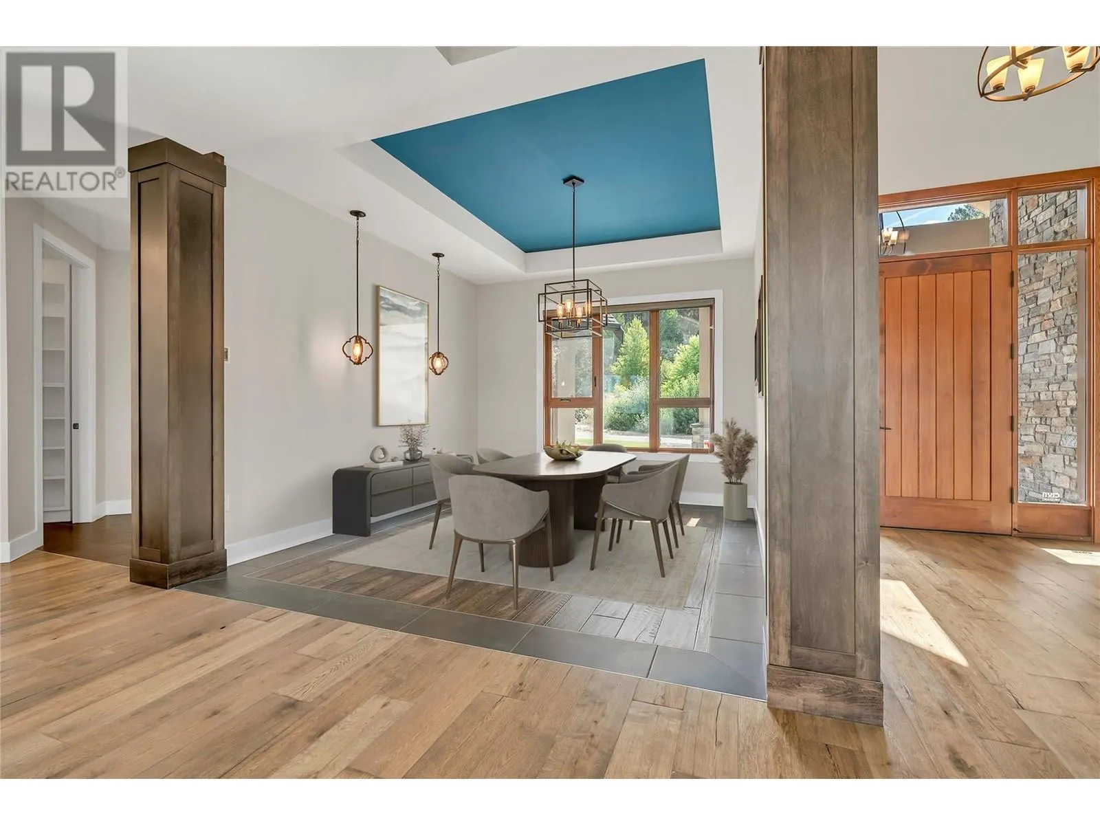 135 Flagstone Rise