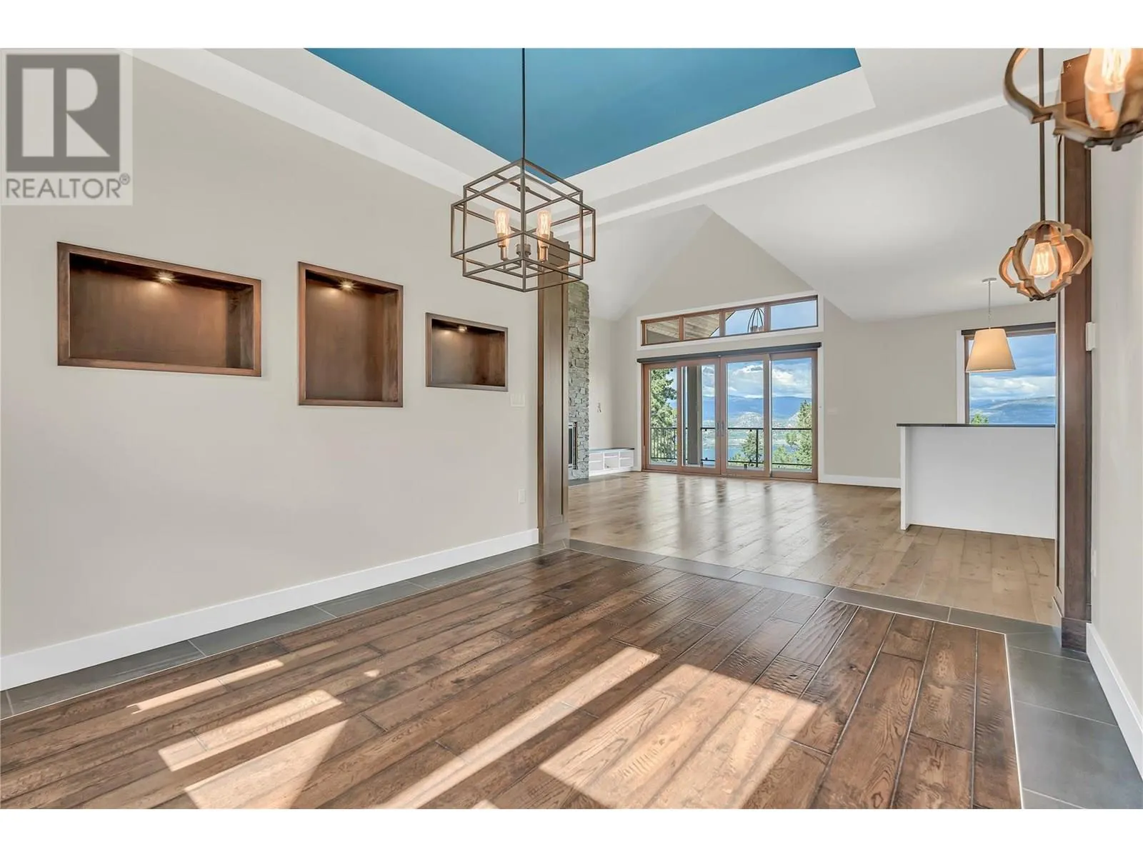 135 Flagstone Rise