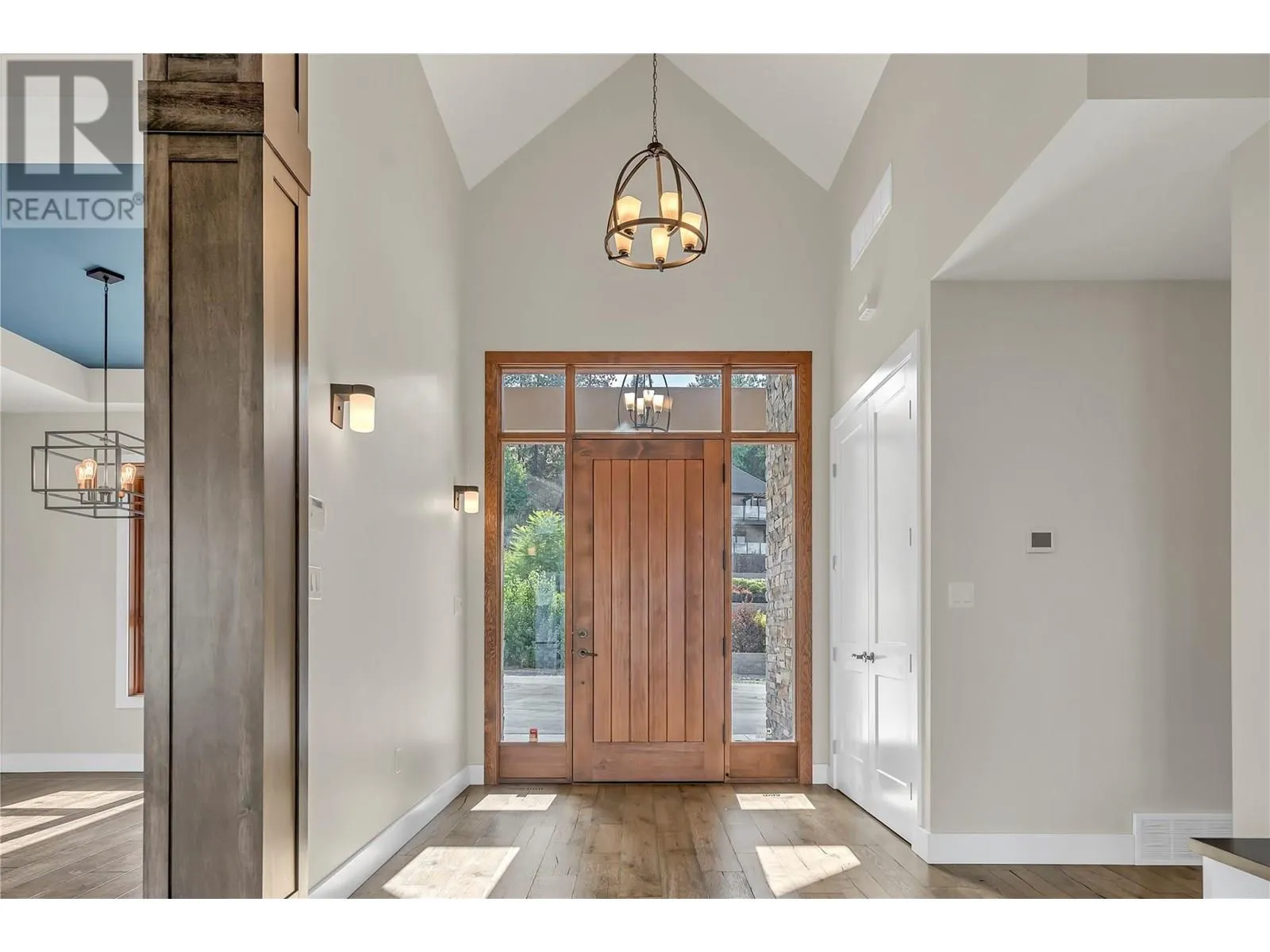 135 Flagstone Rise