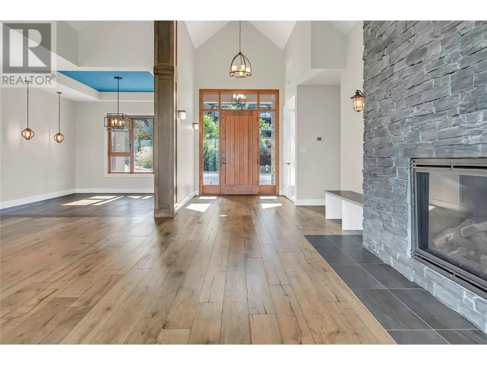 135 Flagstone Rise