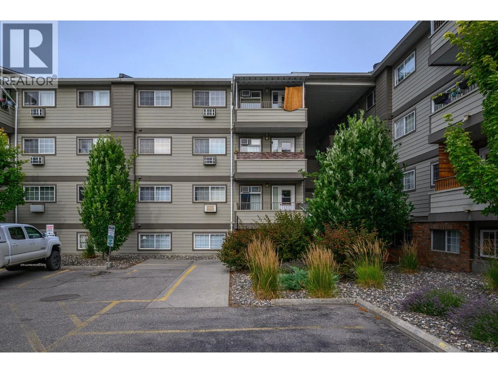 3700 28A Street Unit# 418