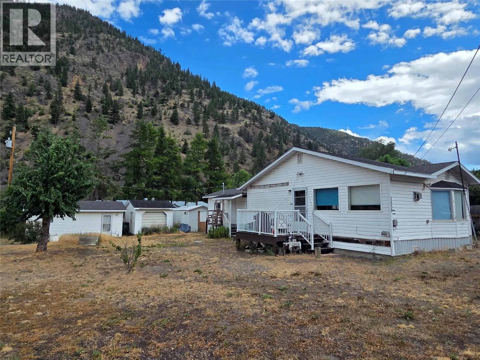 1529 Main Street