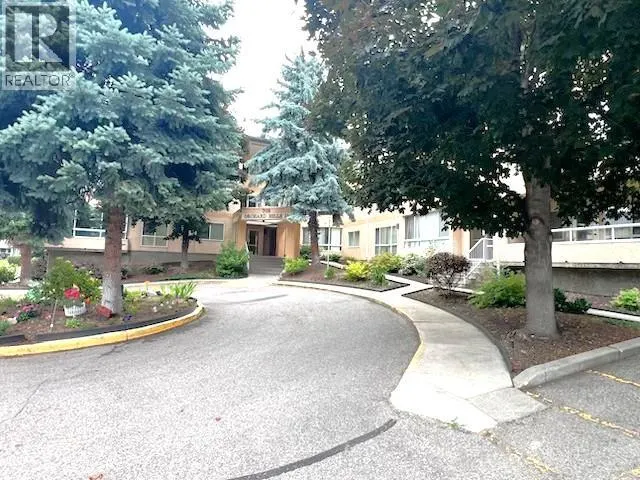 709 Houghton Road Unit# 206