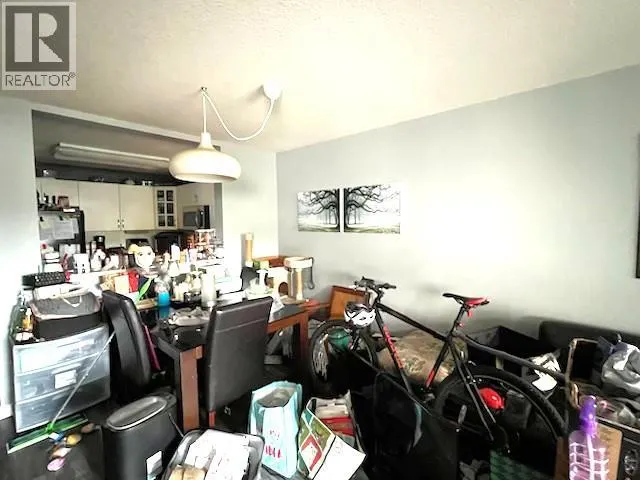 709 Houghton Road Unit# 206