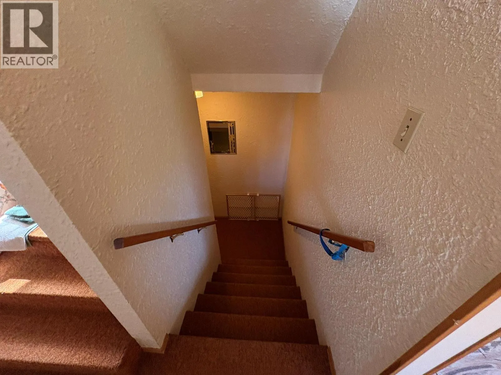 4377 Hallam Road