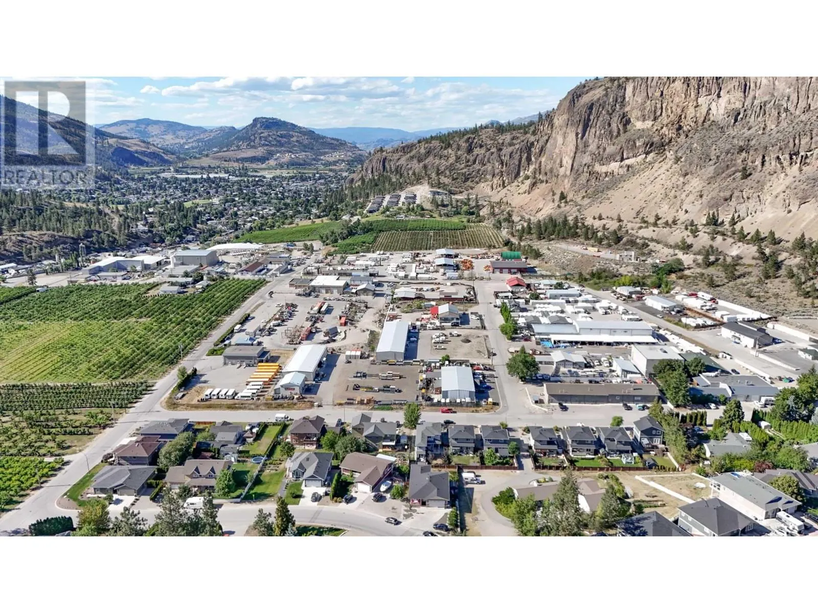 9207 James Avenue Unit# Yard Space