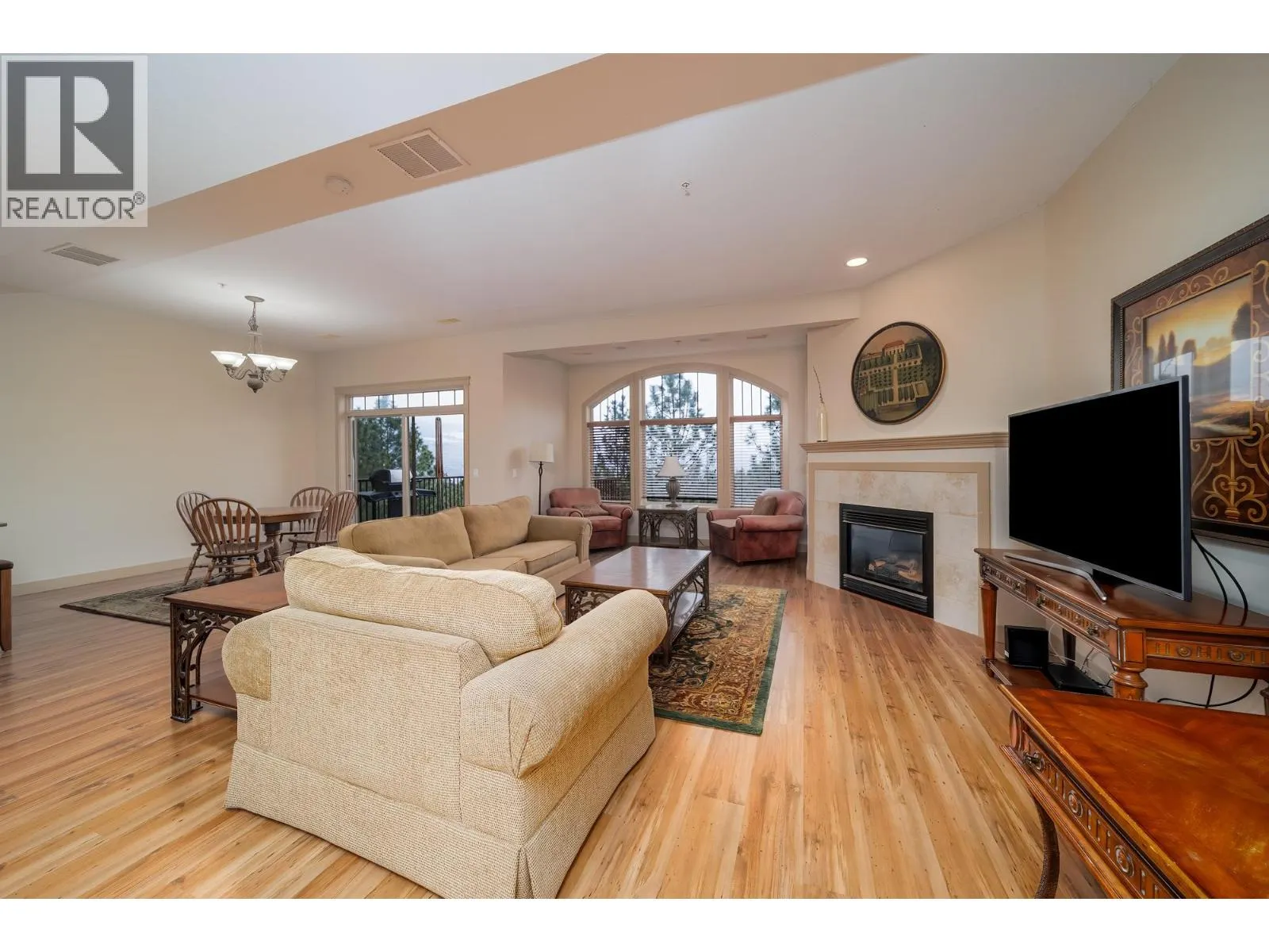 1795 Country Club Drive Unit# 229