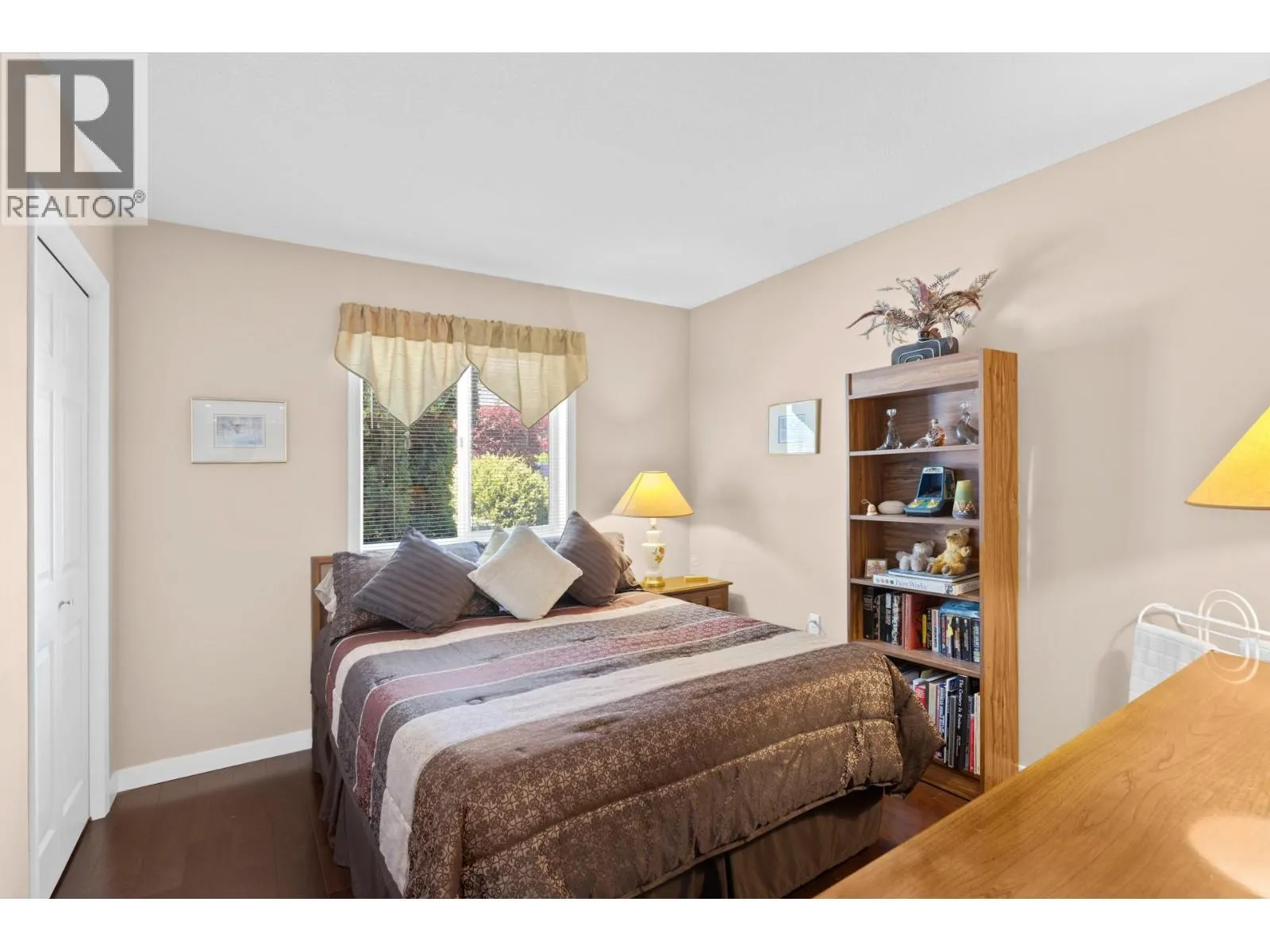 3786 Inglis Place