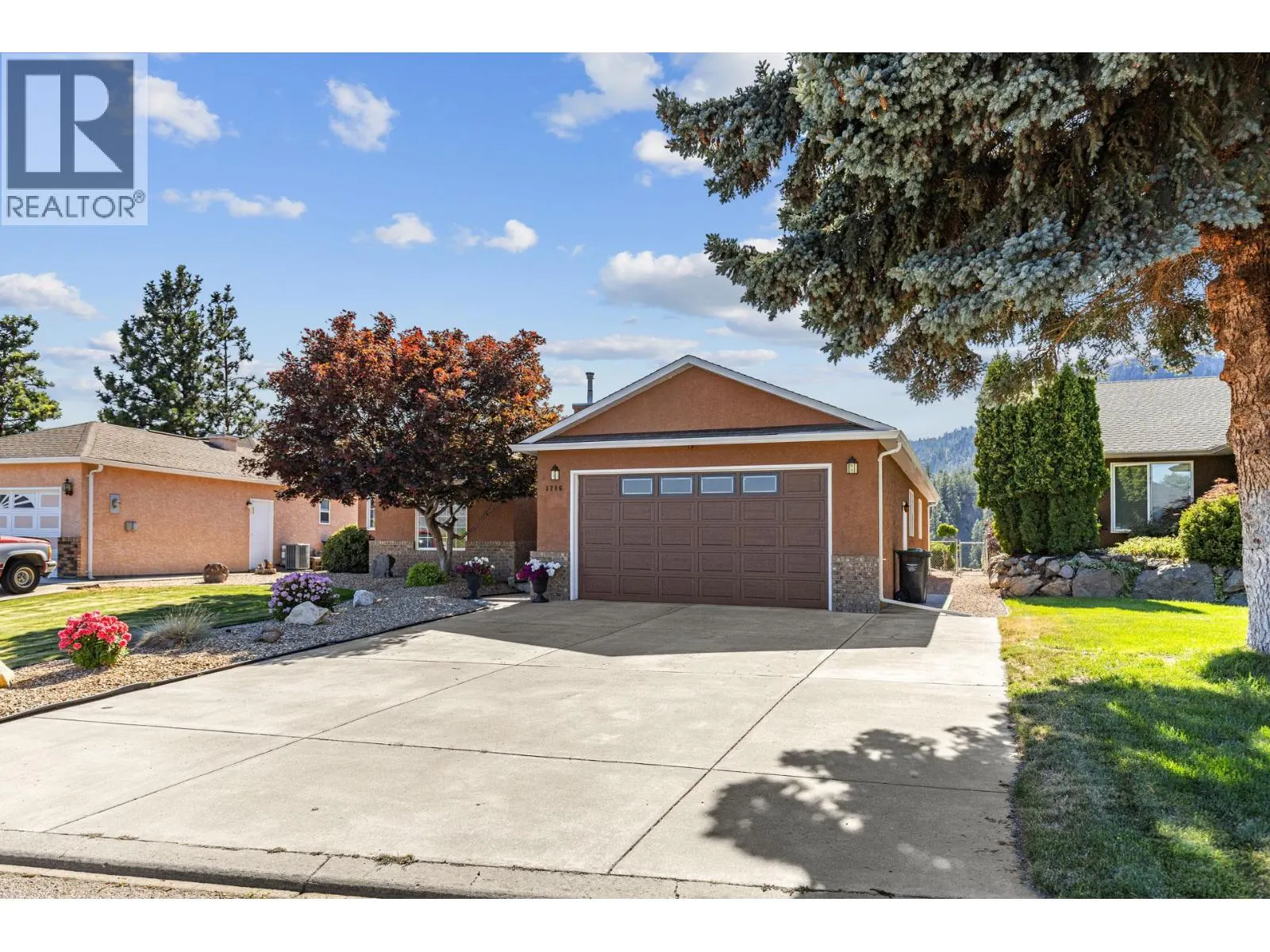 3786 Inglis Place