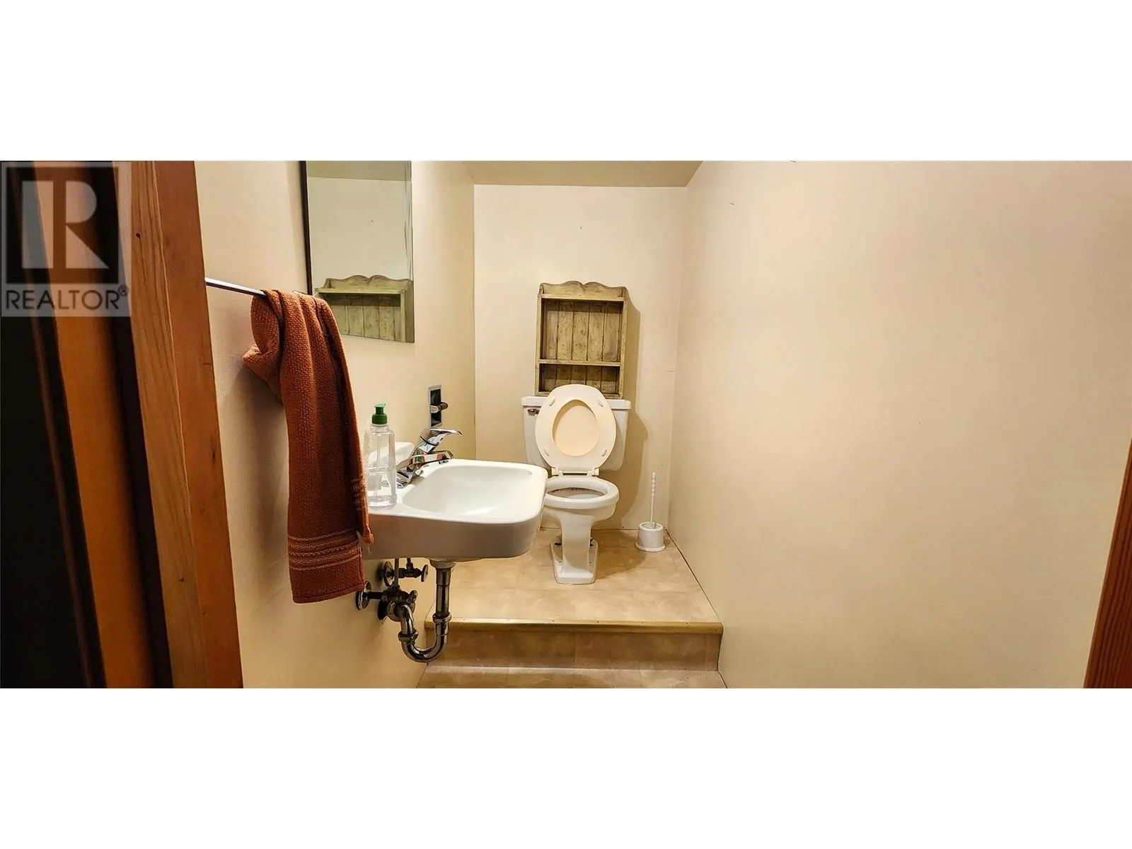 1750 CHAMBERLAIN Road