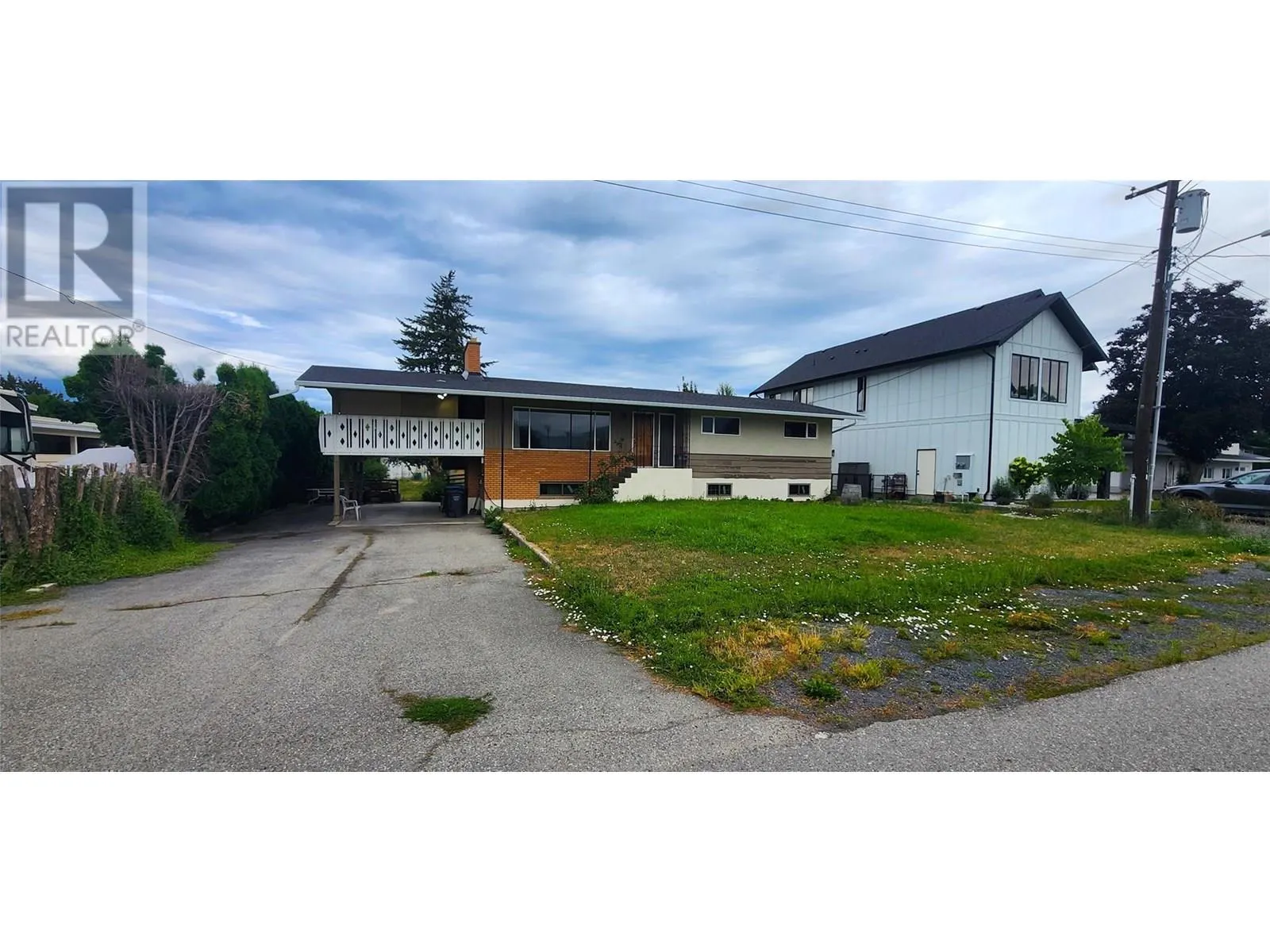 1750 CHAMBERLAIN Road