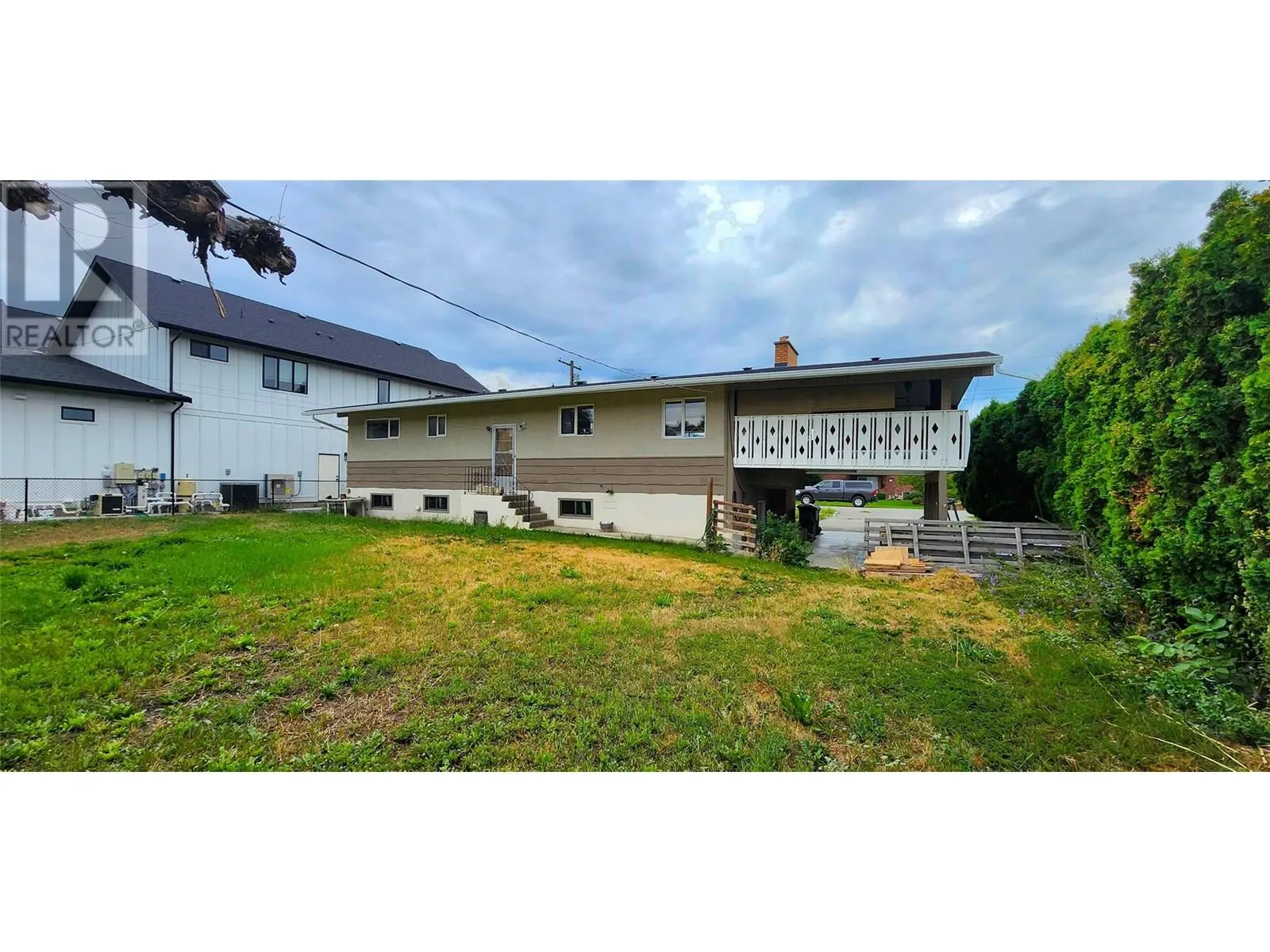 1750 CHAMBERLAIN Road