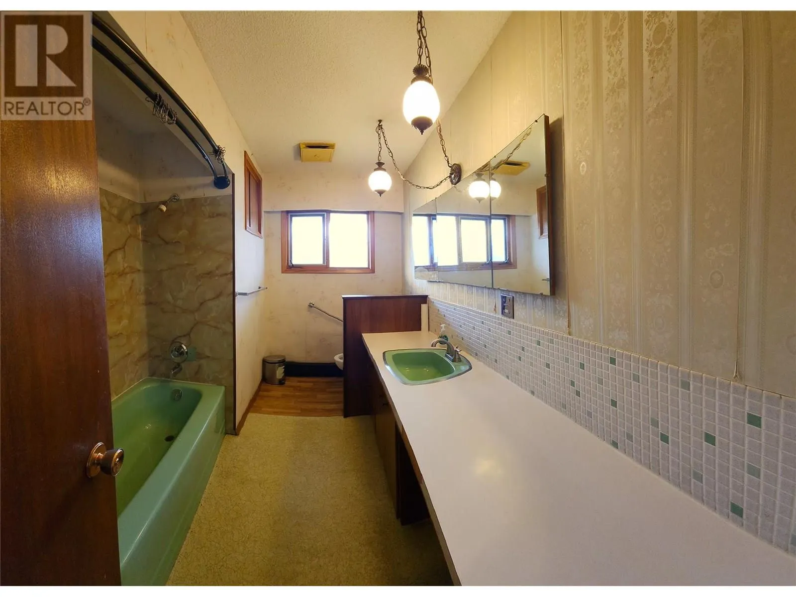 1750 CHAMBERLAIN Road