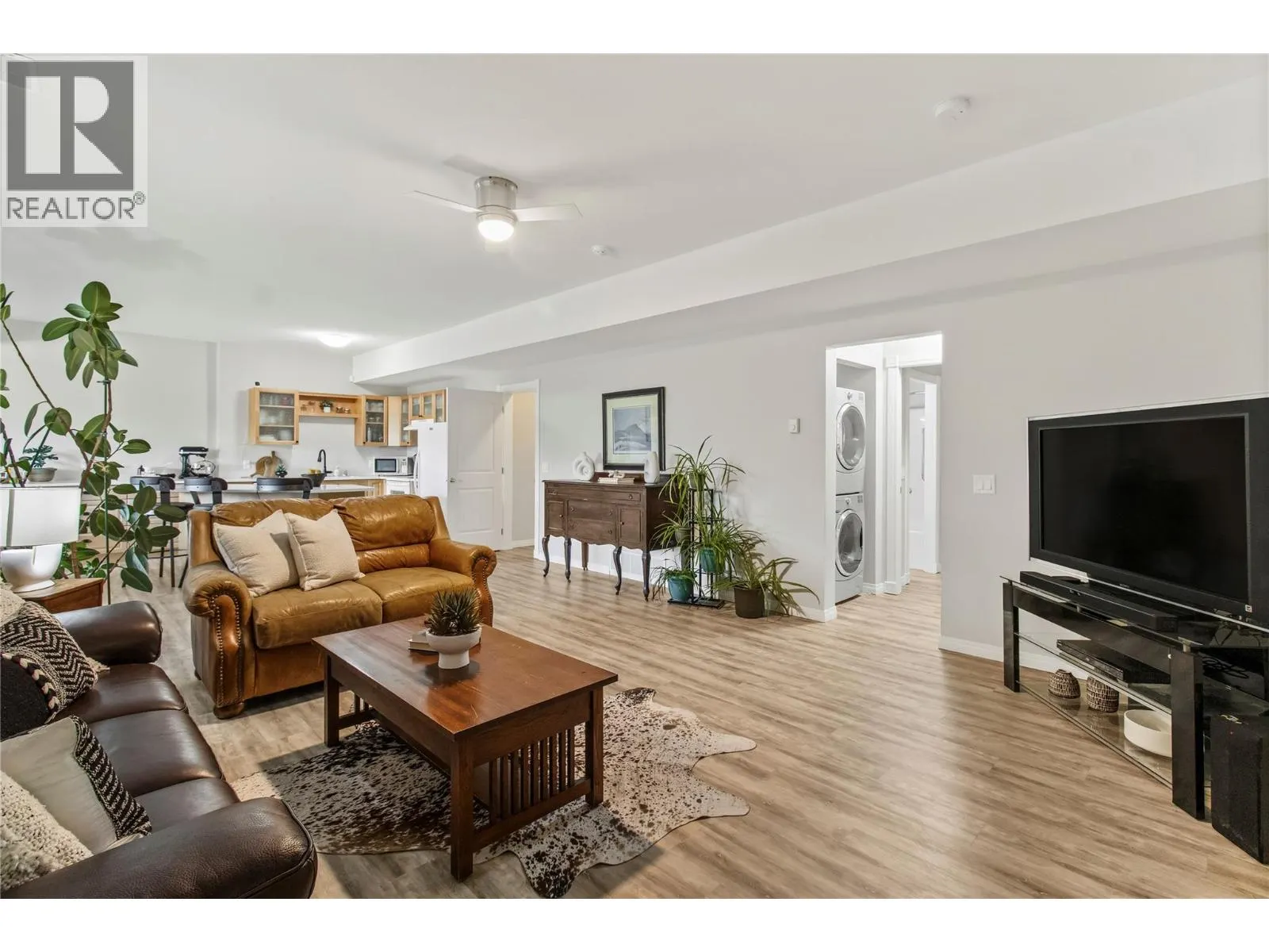 2422 Waverly Drive