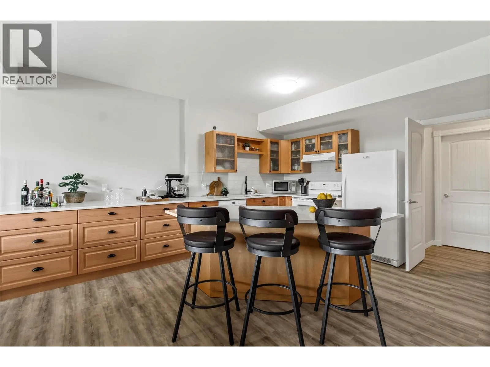 2422 Waverly Drive
