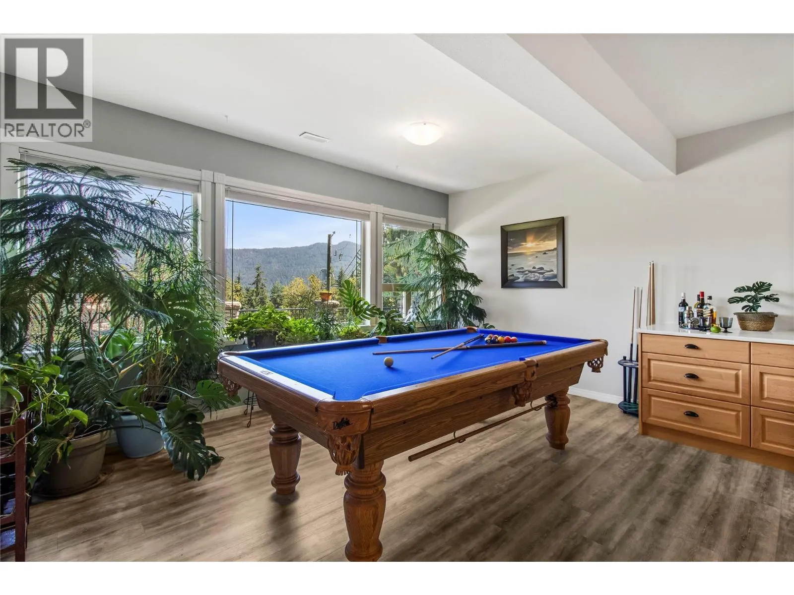 2422 Waverly Drive